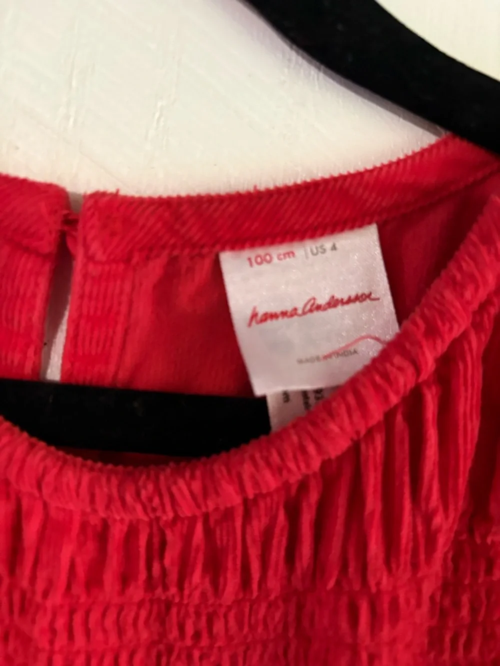 Hanna Andersson Red Corduroy Smocked Dress‎ US 4 (100 cm) Embroidered Holiday